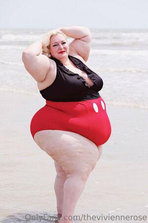theviviennerose photo 104