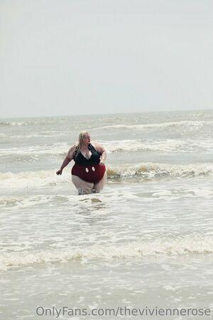 theviviennerose photo 106