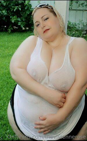 theviviennerose photo 116