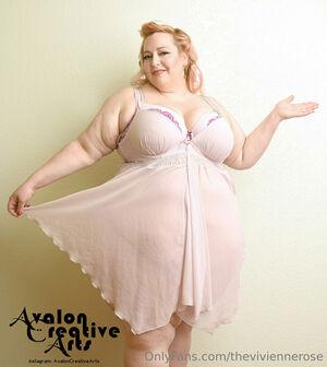 theviviennerose photo 177