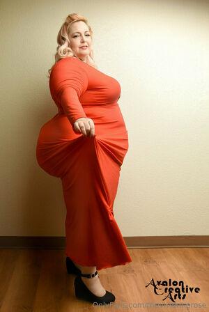 theviviennerose photo 184