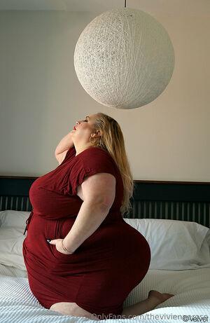 theviviennerose photo 224