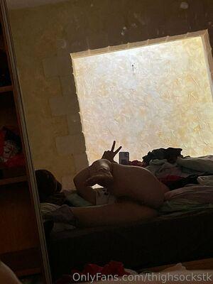 thighsockstk photo 10