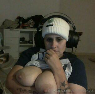 thighsockstk photo 14