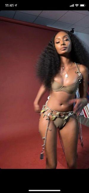 Tiana Parkr photo 10