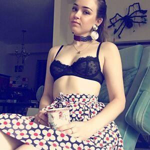 torijayeaglestone photo 4