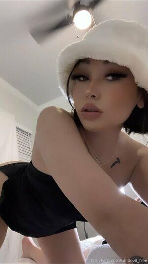 ulildevil_free photo 3