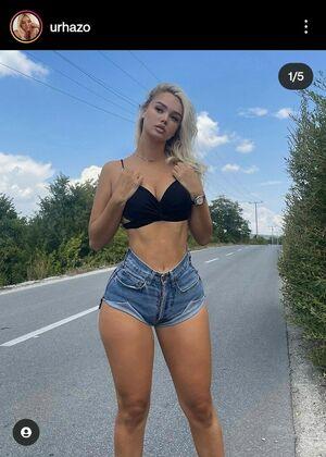 Uresa Zogu photo 6