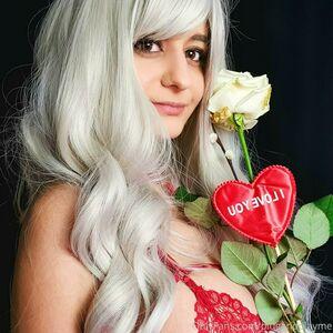 Valeera Raine photo 4