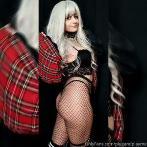 Valeera Raine photo 58