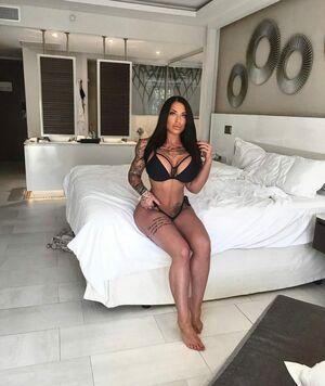 Vanessa.bootybuilder photo 1