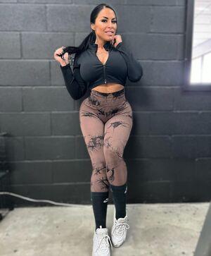 Vanessa.bootybuilder photo 22