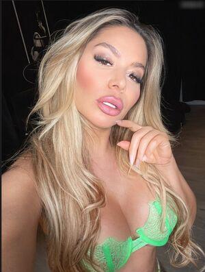 Vanja Rasova photo 6