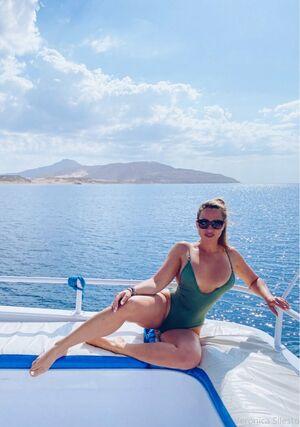 veronicasilesto photo 16