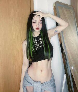 Vickie Bae photo 15