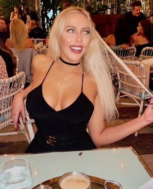 Violet Benson photo 63