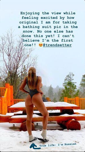 Violet Benson photo 101