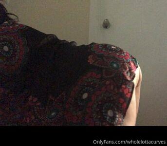 wholelottacurves photo 15