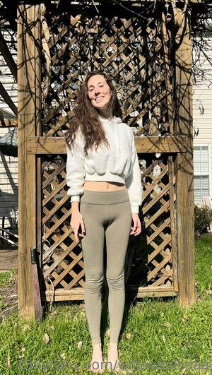 Willa Prescott photo 30