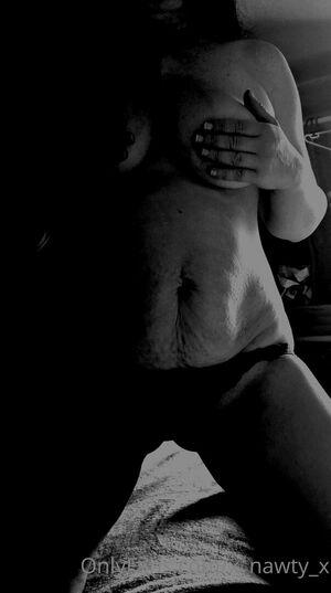 x_nawty_x photo 7