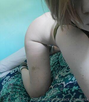 xblack_cherriesx photo 162