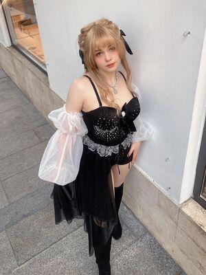 Xiao Elsie photo 100