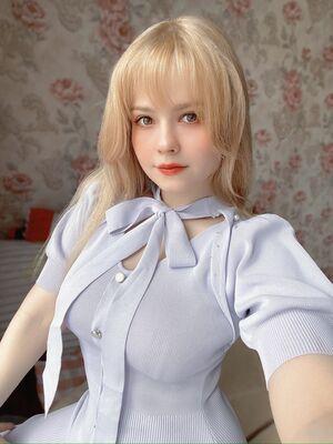 Xiao Elsie photo 101