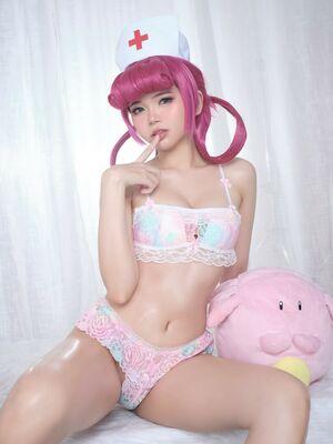 ZinieQ Cosplayer photo 17
