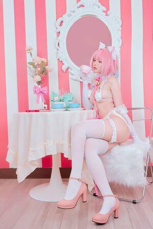 ZinieQ Cosplayer photo 55