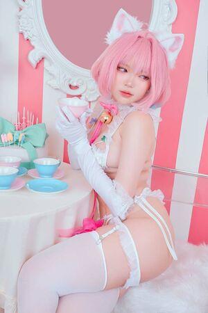 ZinieQ Cosplayer photo 75