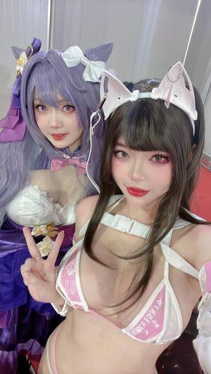 ZinieQ Cosplayer photo 123