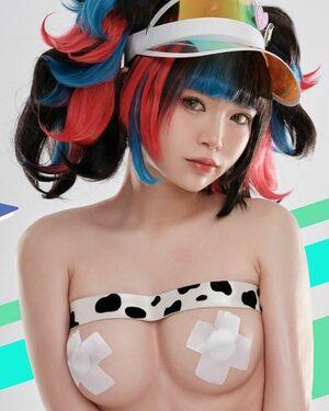 ZinieQ Cosplayer photo 148