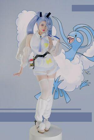 ZinieQ Cosplayer photo 188