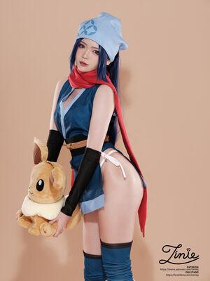ZinieQ Cosplayer photo 198