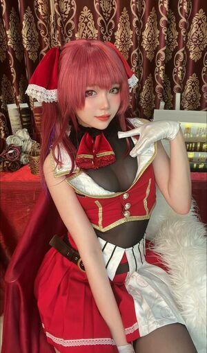 ZinieQ Cosplayer photo 231