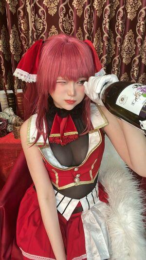 ZinieQ Cosplayer photo 245