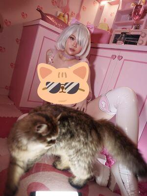 ZinieQ Cosplayer photo 251