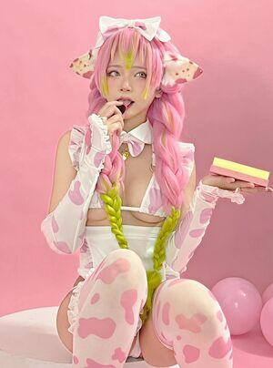 ZinieQ Cosplayer photo 341