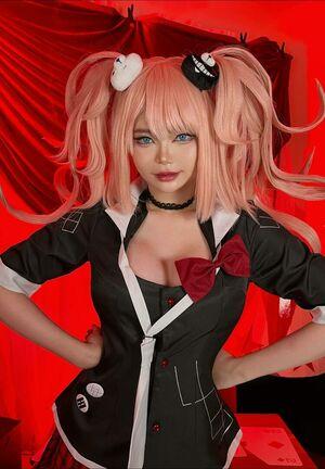 ZinieQ Cosplayer photo 363