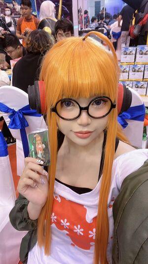 ZinieQ Cosplayer photo 426