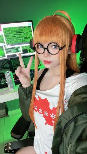 ZinieQ Cosplayer photo 428