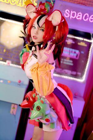 ZinieQ Cosplayer photo 449