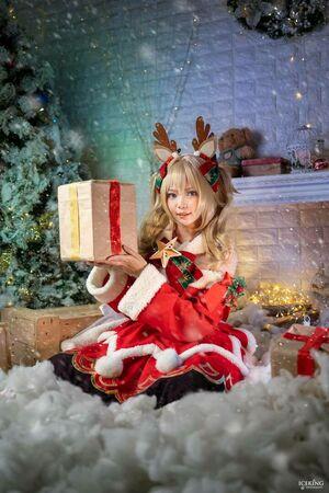ZinieQ Cosplayer photo 454