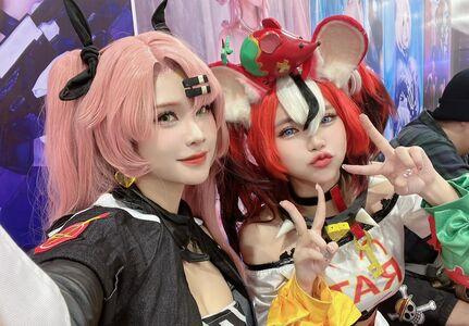 ZinieQ Cosplayer photo 462