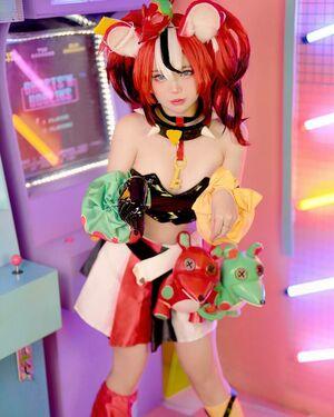 ZinieQ Cosplayer photo 467