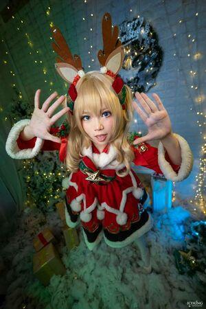 ZinieQ Cosplayer photo 473