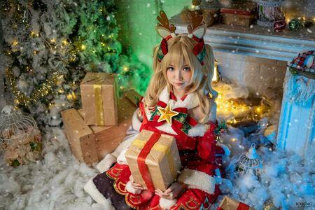 ZinieQ Cosplayer photo 474