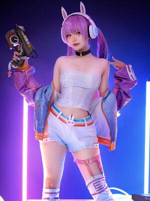 ZinieQ Cosplayer photo 570