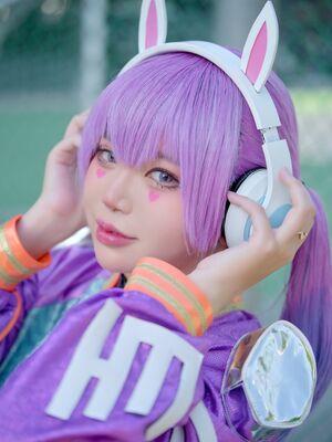 ZinieQ Cosplayer photo 575