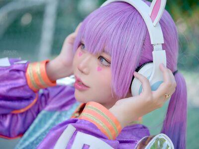 ZinieQ Cosplayer photo 578